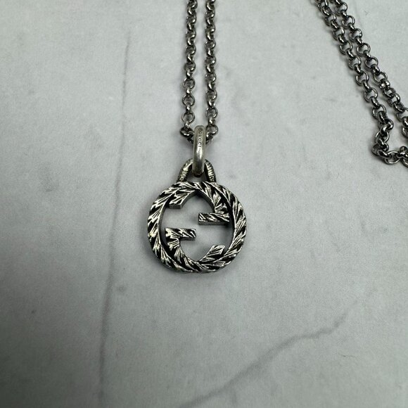 GUCCI Interlocking G Pendant Chain Necklace in Aged Silver—20” | MSRP $499 - Picture 4 of 8